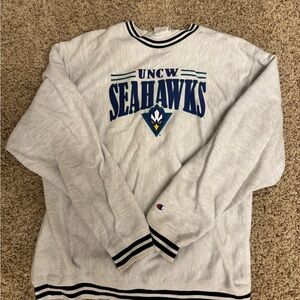 Champion XL UNCW Seahawks Crewneck